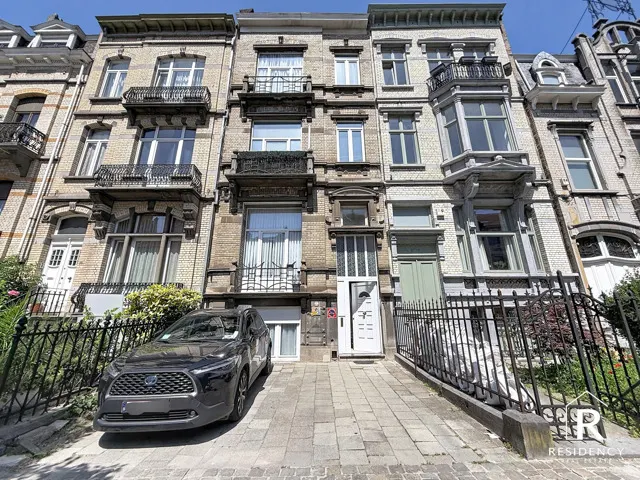 Huis te koop in Schaerbeek – 1/10