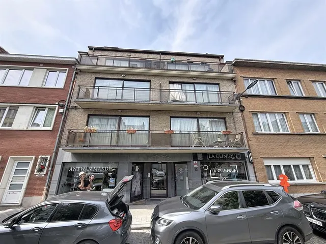 Duplex te koop in Jette – 1/10