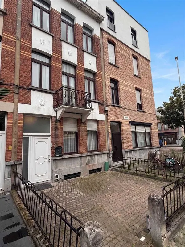 Huis te koop in Antwerpen – 1/10