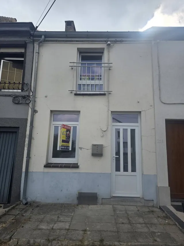 Huis te koop in Farciennes – 1/10