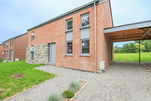 Villa à vendre à Nalinnes – 1/10