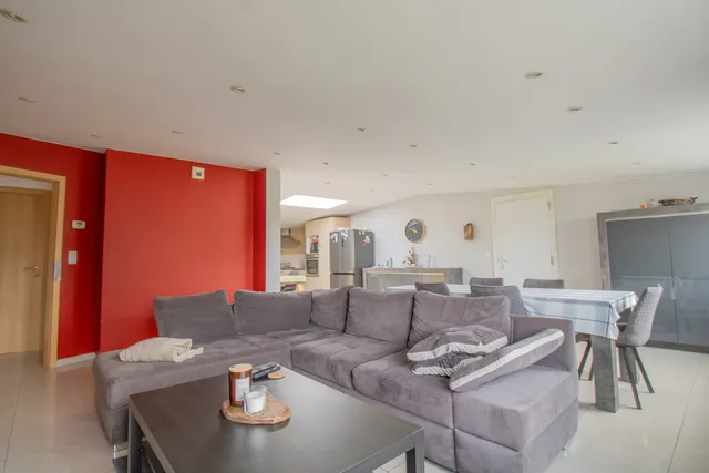 Appartement à vendre à Morlanwelz – 1/10