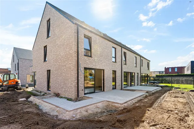 Huis à vendre à Sint-Niklaas – 1/11