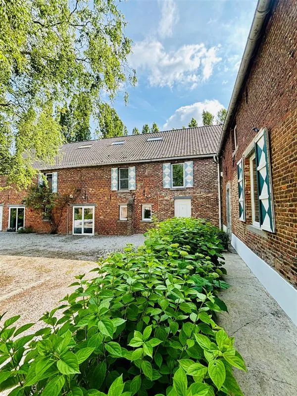 Huis te huur in Chaussée-Notre-Dame-Louvignies – 1/25