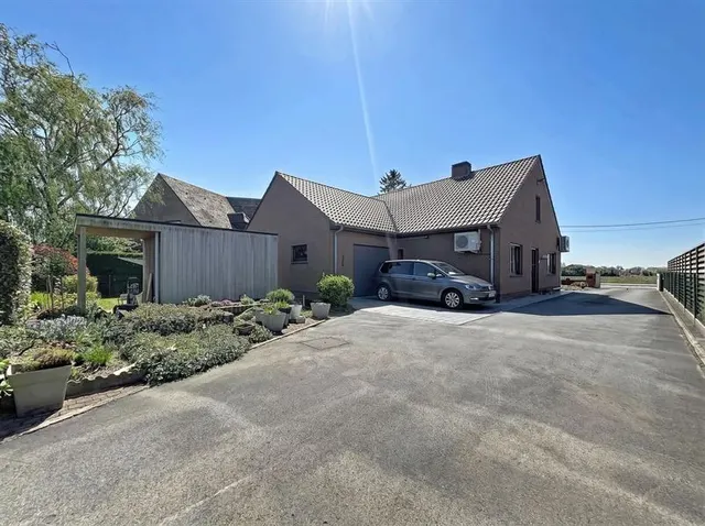 Huis te koop in Diksmuide – 1/10