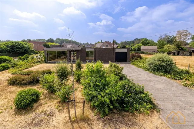 Huis te koop in Geel – 1/10