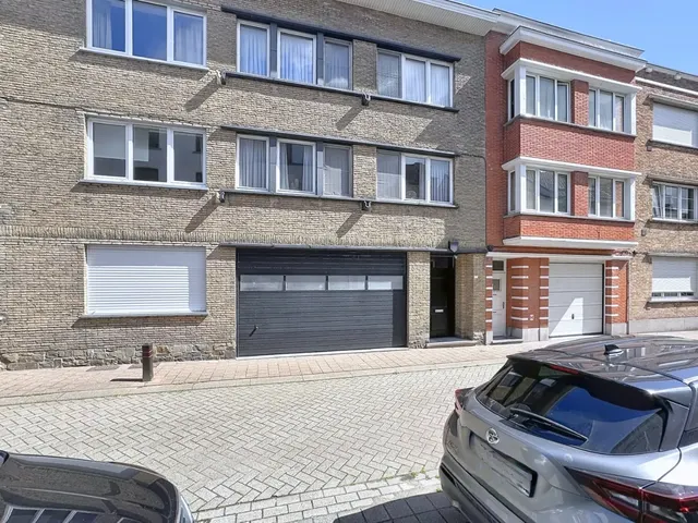 Huis te koop in Heist – 1/10