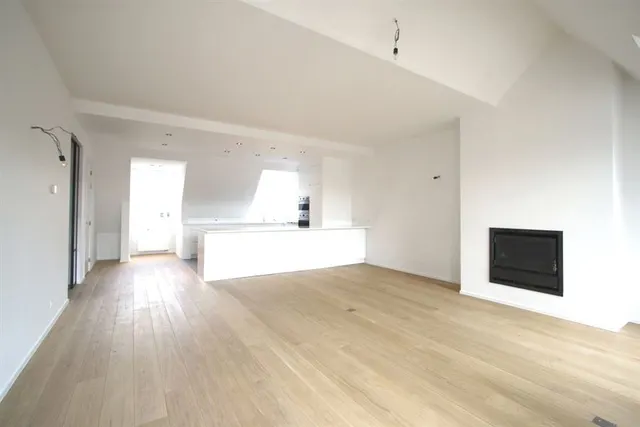 Appartement à louer à Ixelles – 1/10