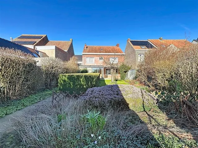 Huis te koop in Langemark – 1/10