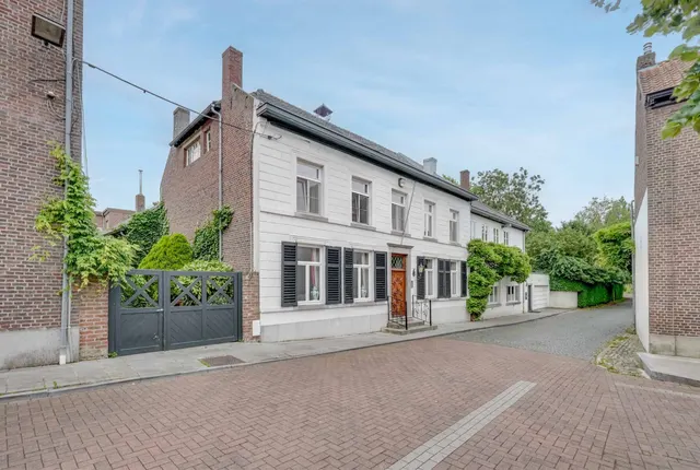 Huis te koop in Lanaken – 1/10