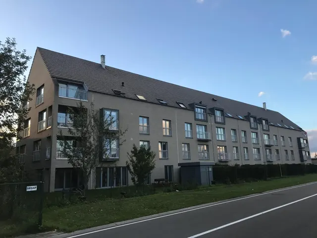 Appartement te huur in Roeselare – 1/10