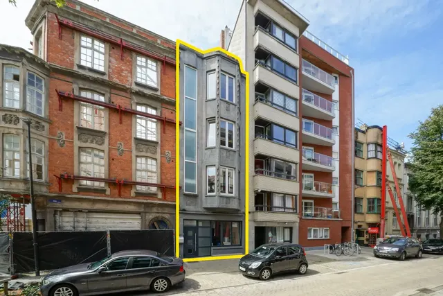 Herenhuis te koop in Oostende – 1/10