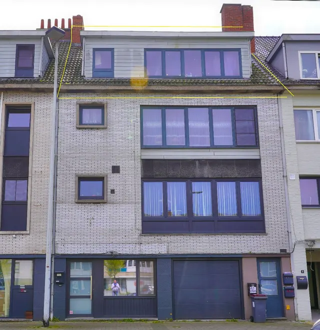 Appartement te koop in Zelzate – 1/10