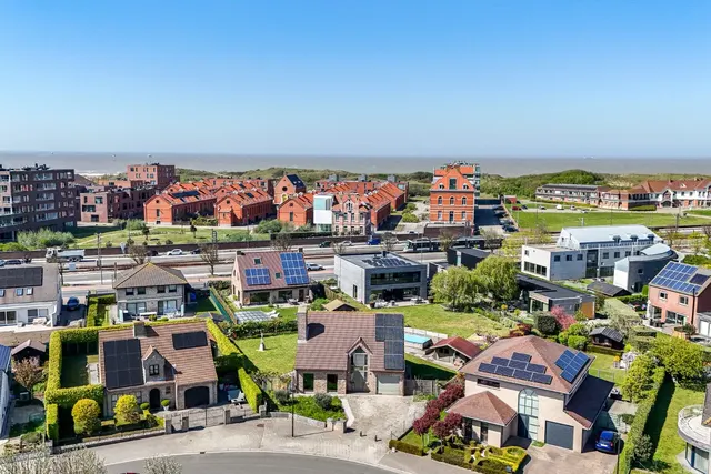 Villa te koop in Oostende – 1/10
