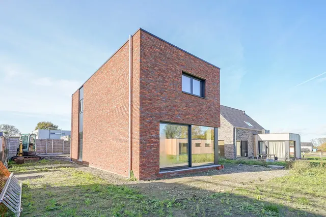 Woning te koop in Ichtegem – 1/10