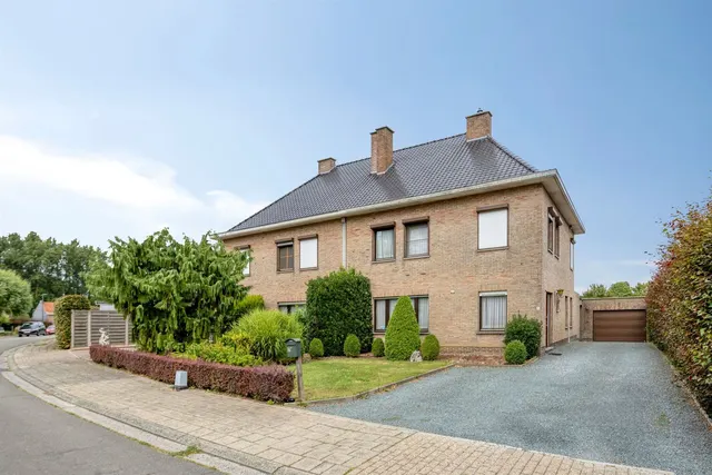 House for sale in Onze-Lieve-Vrouw-Lombeek – 1/10