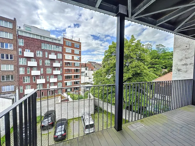 Appartement te huur in Saint-Josse-ten-Noode – 1/10