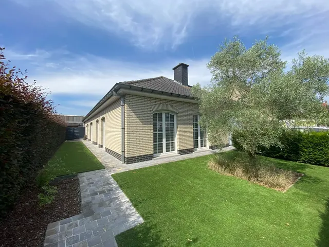 Huis te koop in Waregem – 1/10