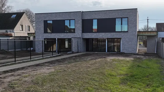 House for sale in Hasselt – 1/10