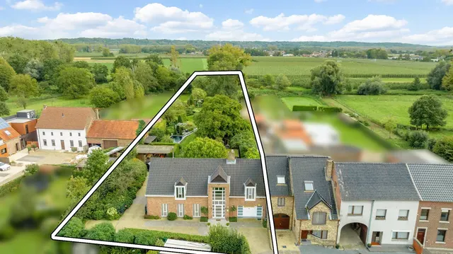 Huis te koop in Maasmechelen – 1/10