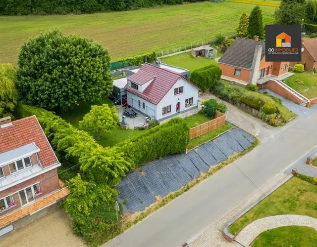 Villa for sale in Ressaix – 1/10