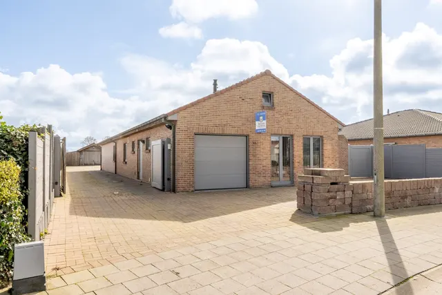 House for sale in Lissewege – 1/10