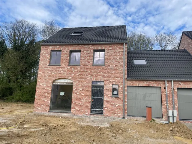 Huis te koop in Orp-Le-Grand – 1/4