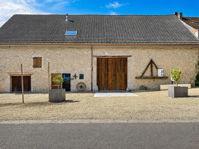 Maison à vendre à Agimont – 1/10