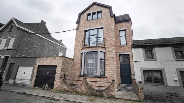 Huis te koop in Paturages – 1/10
