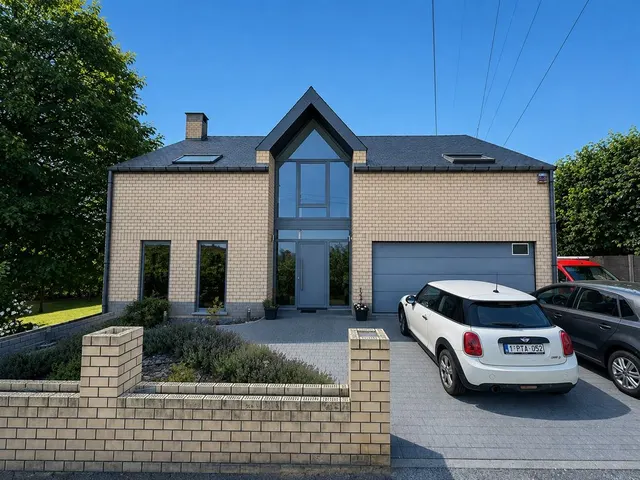 Maison à vendre à Maurage – 1/10
