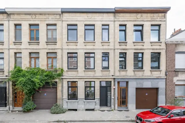 Huis te koop in Deurne – 1/10