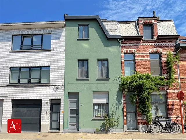 Huis te koop in Sint-Niklaas – 1/10