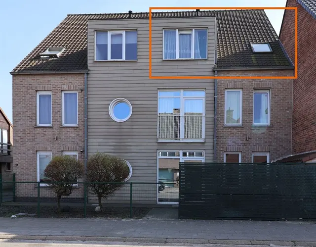 Appartement te koop in Zelzate – 1/10