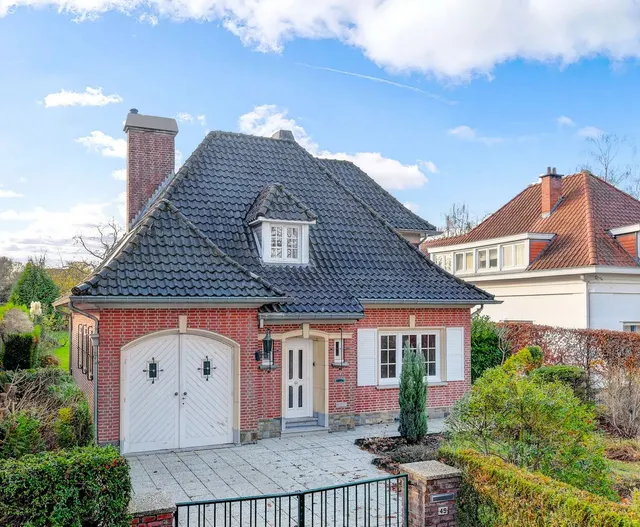 Huis te koop in Wezembeek-Oppem – 1/10