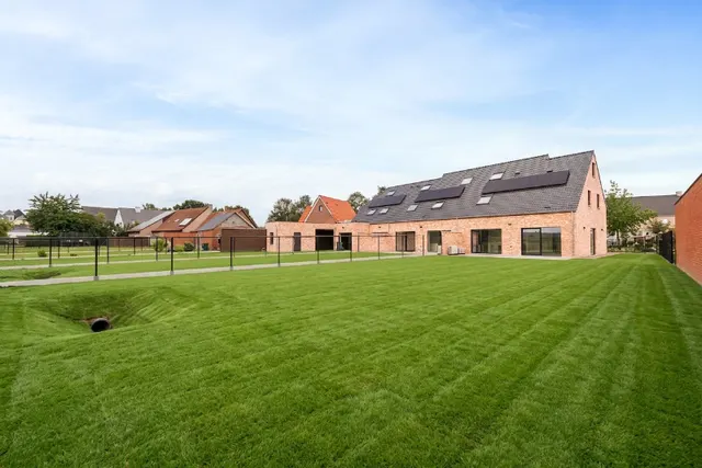 Huis te koop in Kruishoutem – 1/10