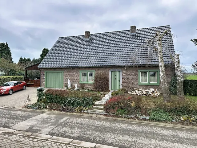 Huis te koop in Awans (Awans) – 1/10