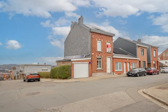 Huis te koop in Seraing – 1/10
