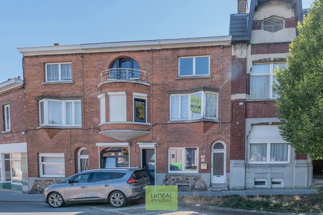 House for sale in Châtelet – 1/10