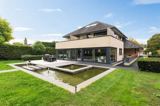 Maison à vendre à Brasschaat – 1/10