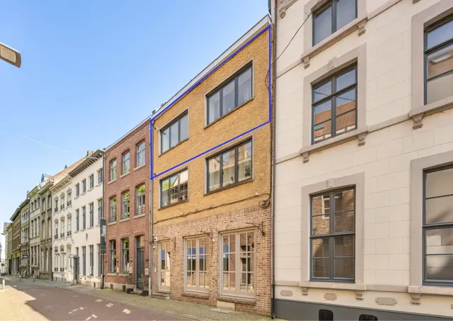 Appartement te koop in Maaseik – 1/10