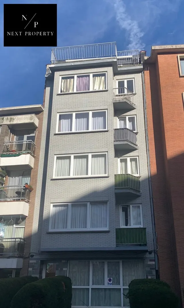 Huis te koop in Molenbeek-Saint-Jean – 1/10