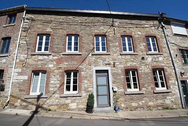 Appartement te huur in Vaux-Sous-Olne – 1/10