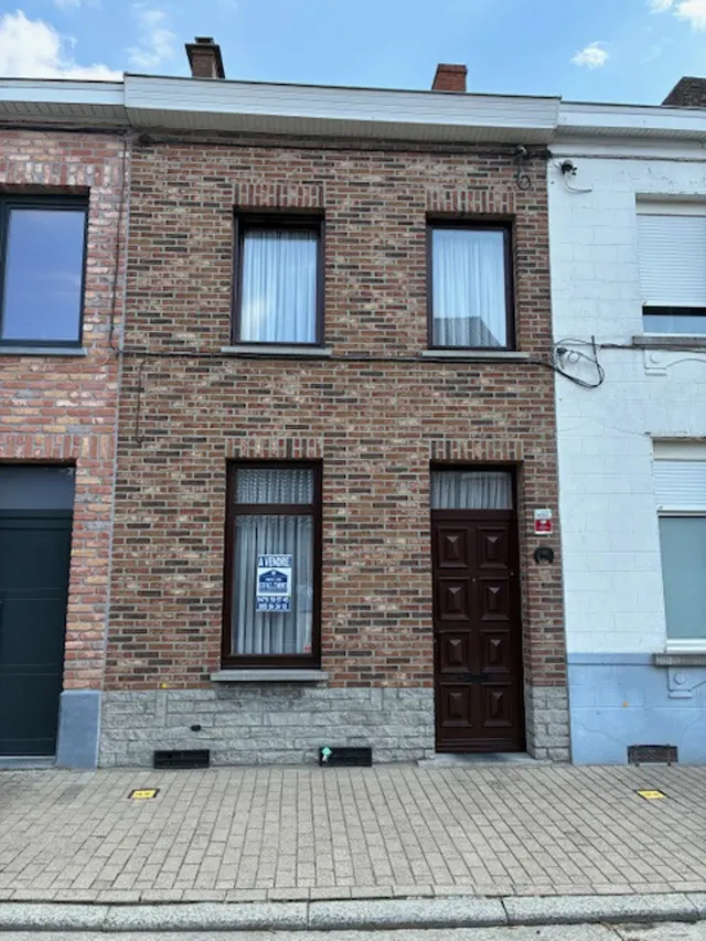 Maison à vendre à Frameries – 1/10