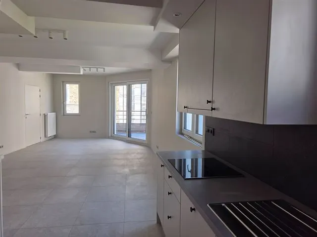 Studio te huur in Namur – 1/10
