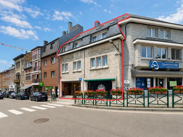 Maison à vendre à Rochefort – 1/10