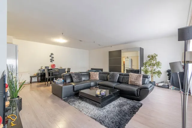 Appartement te koop in Molenbeek-Saint-Jean – 1/6