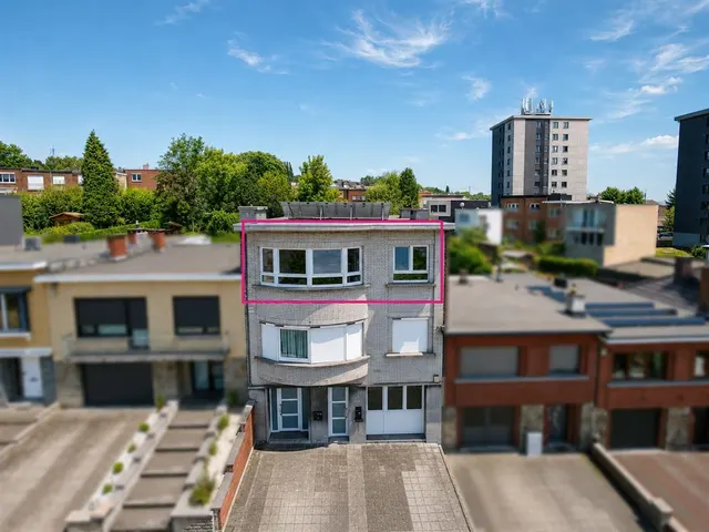 Appartement te koop in Saint-Nicolas – 1/10