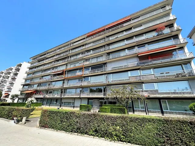 Appartement te koop in Merksem – 1/10