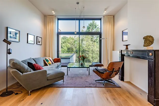 Duplex à louer à Saint-Gilles – 1/10