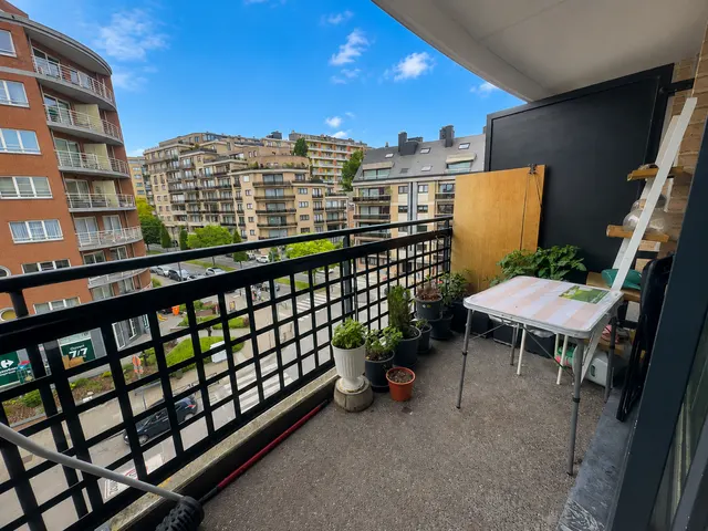 Appartement te koop in Molenbeek-Saint-Jean – 1/10